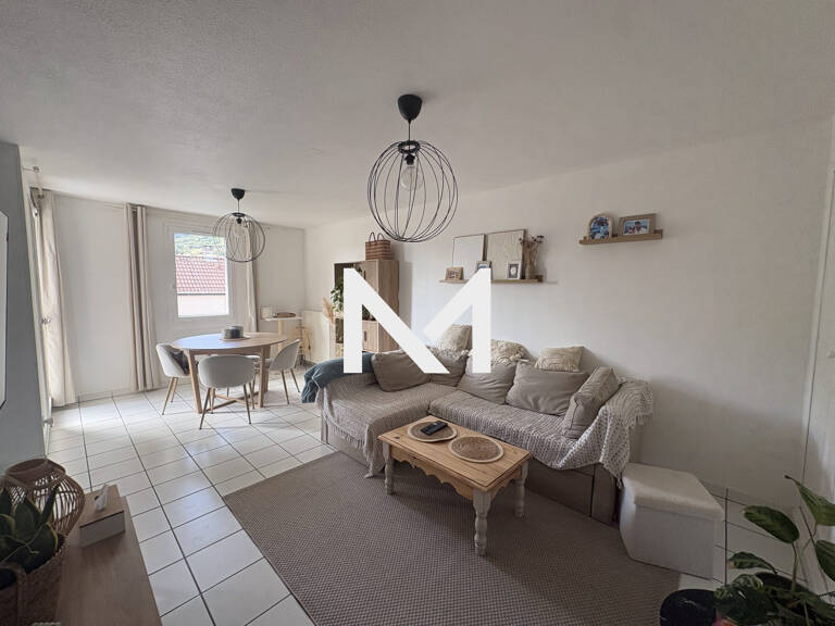 CROLLES - T2 - DERNIER ETAGE - BALCON - GARAGE — photo 1