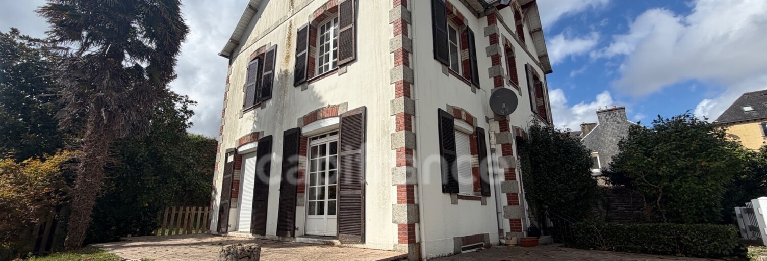 Immeuble  204 m² à vendre à Carhaix-Plouguer (29270)