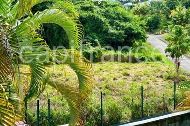 Terrain  225000 €