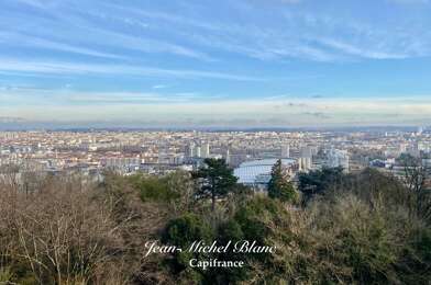 Appartement 6 pièces 560000 €