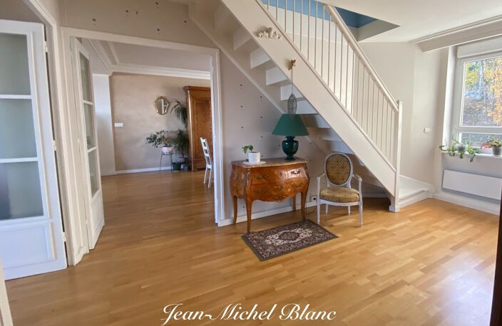 Appartement à vendre 6 pièces SAINTE FOY LES LYON (69) - ET SI VOUS PRENIEZ UN PEU DE HAUTEUR ? — photo 4