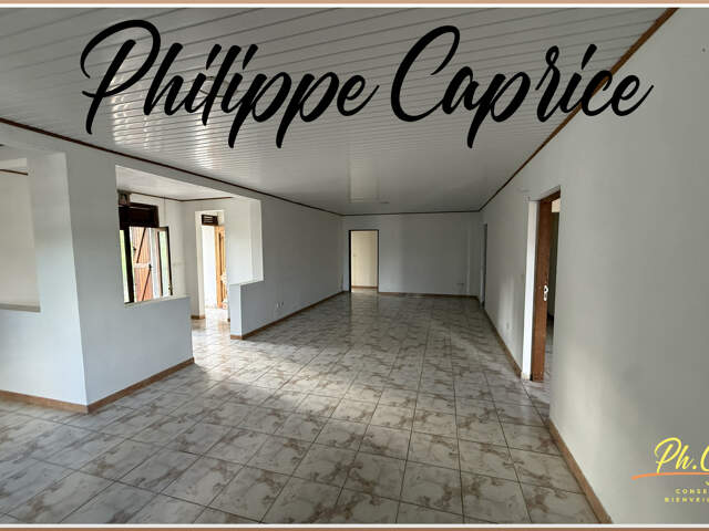 Maison F4 108 m² à rénover – 3 chambres – Le François — photo du bien