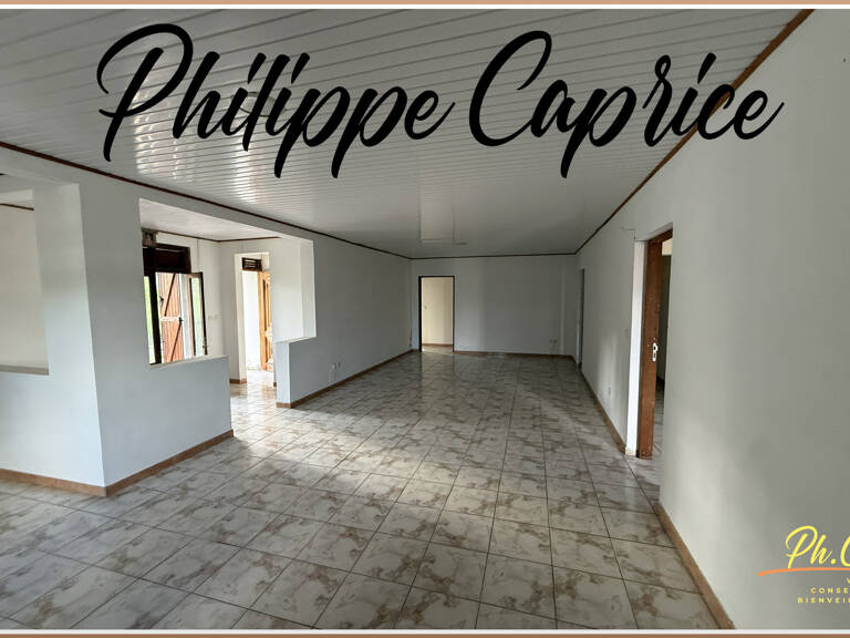 Maison F4 108 m² à rénover – 3 chambres – Le François — photo 1