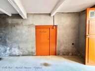 BLANZAT VILLAGE – MAISON DE VILLE EN PIERRE – 2 CHAMBRES – COUR – GARAGE – CAVE – DOUBLE VITRAGE — photo 4