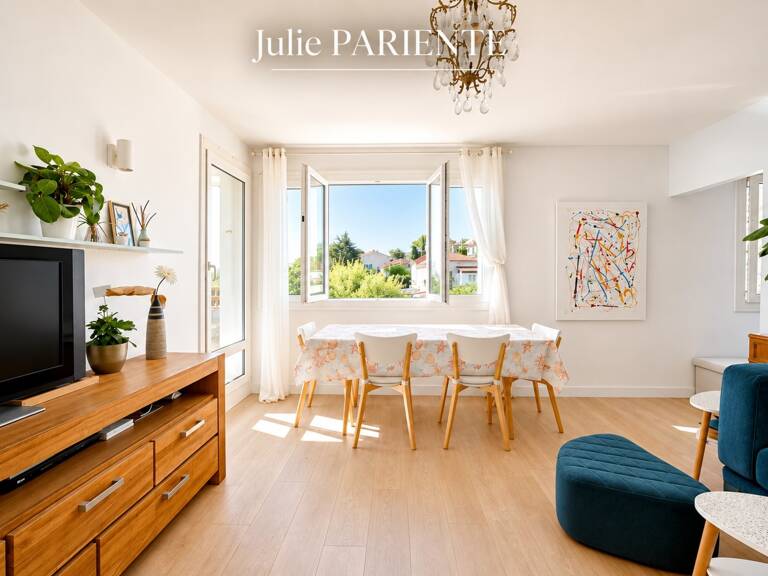 Appartement à vendre 4 pièces LA CIOTAT (13) Parking privatif — photo 1