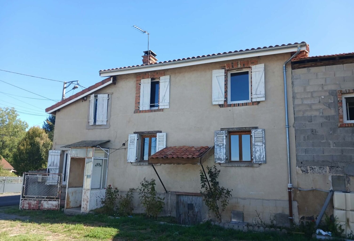 Maison de charme avec dépendances (refaite à neuf pour la vente) sur 1 391 m² de terrain – Paslière — photo 1