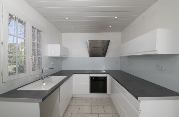 Les Pennes Mirabeau Jas de Rhodes Maison de 98 m2 au calme sans vis à vis belle vue sur végétation 426 m2 de terrain — photo 5