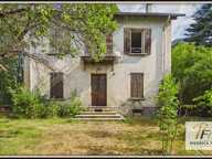 BRIANÇON – Maison historique de 193,67 m² à rénover, jardin arboré et vue montagne — photo 2