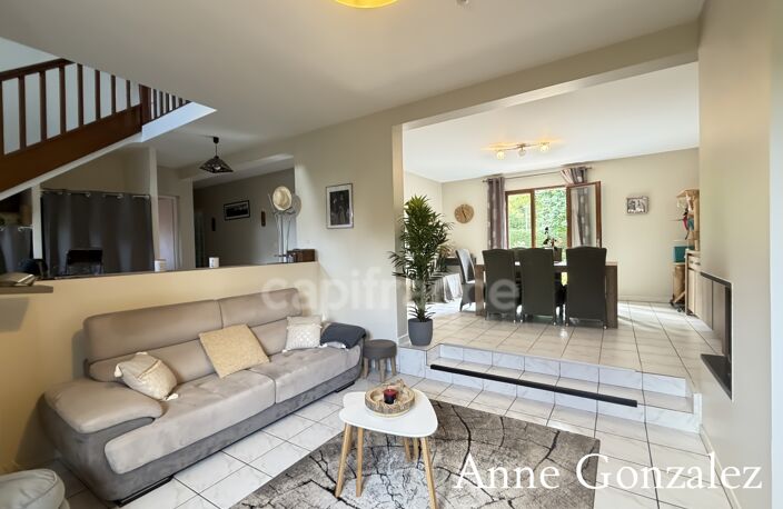 SAINT JEAN DE BRAYE, à vendre belle maison familiale de170 m2 avec jardin paysager clos dans un environnent calme et privilégié proche des toutes les commodités — photo 4