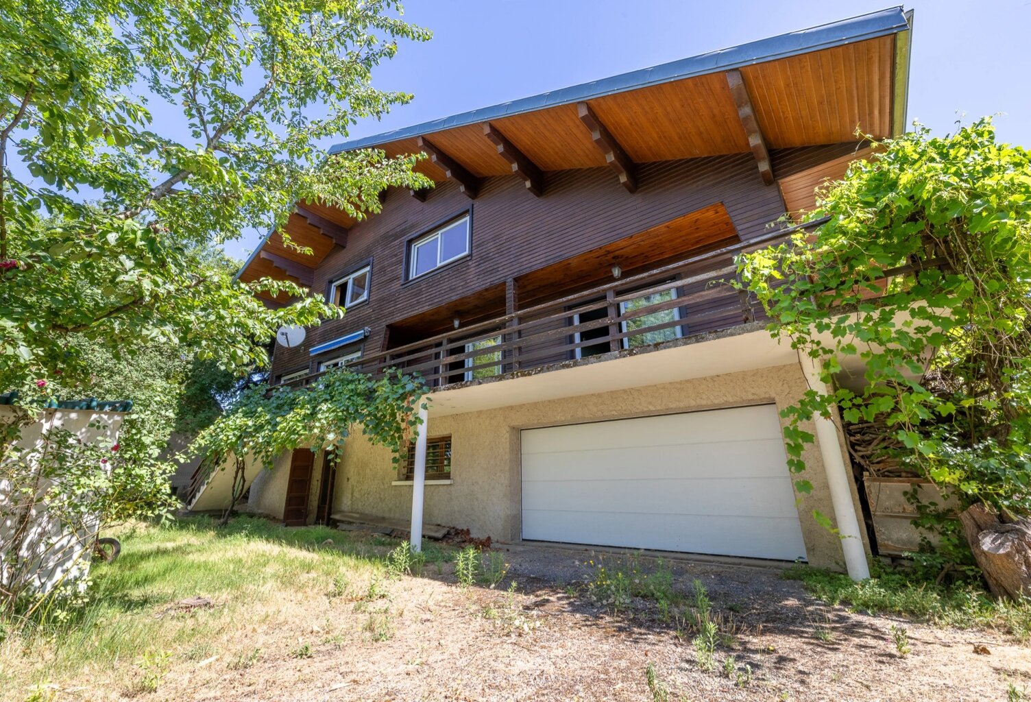 Charmante maison atypique de 9 pièces à vendre, à Montlhéry avec potentiel d’aménagement — photo 1