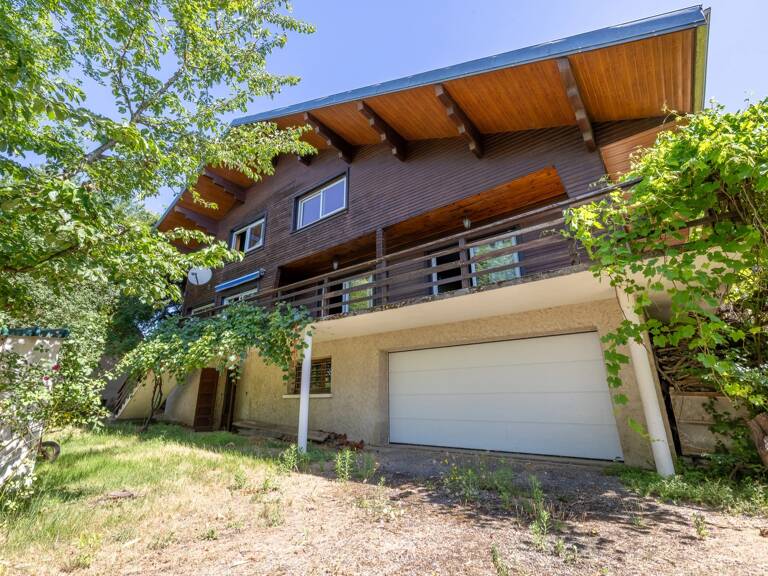 Charmante maison atypique de 9 pièces à vendre, à Montlhéry avec potentiel d’aménagement — photo 1