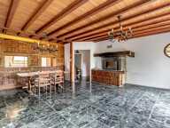Charmante maison atypique de 9 pièces à vendre, à Montlhéry avec potentiel d’aménagement — photo 2