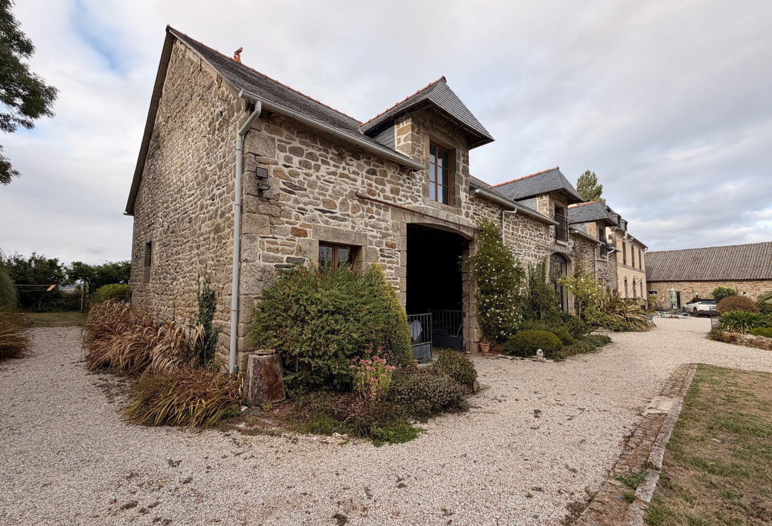Demeure de charme et domaine d'accueil d'exception aux portes de Locronan et des plages de Douarnenez — photo 1