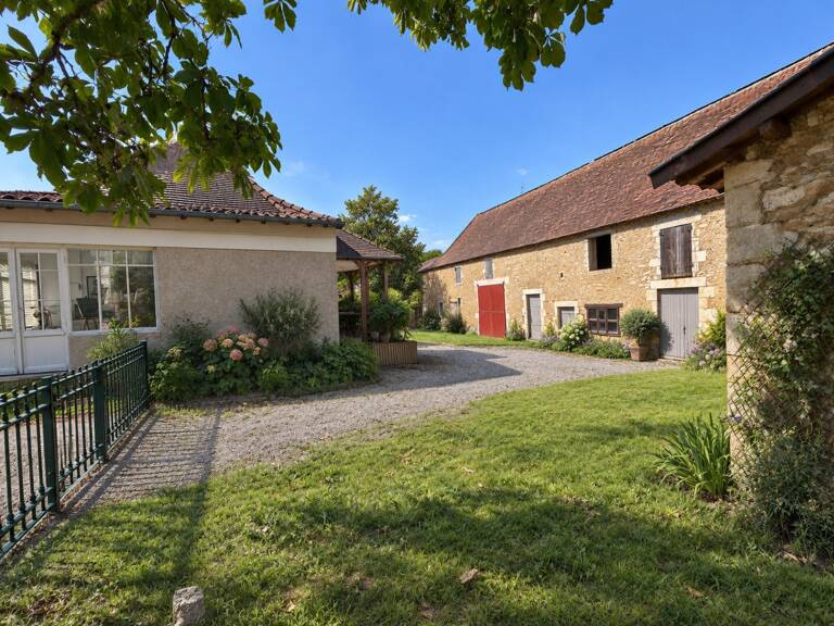 Maison à vendre 6 pièces SAINT GERMAIN DES PRES (24) — photo 1