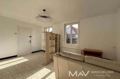 Appartement 3 pièces 755 €