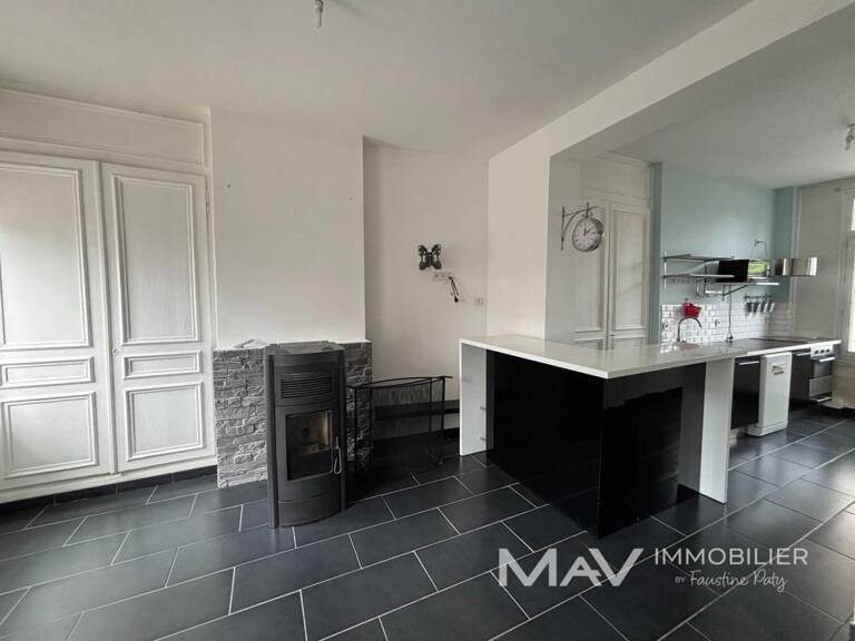 SAINT-OMER - JOLIE MAISON DE 73,66M2 - 2 CHAMBRES - UNE COUR — photo 1