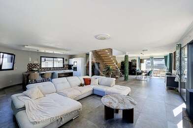 Maison 4 pièces 589800 €