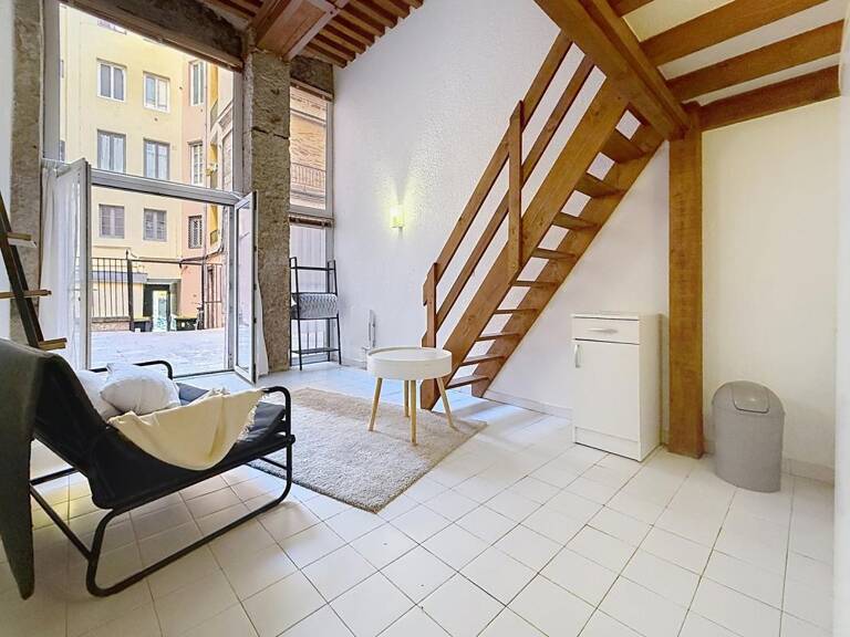 Studio de charme avec mezzanine proche de la place Sathonay — photo 1