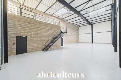 Bureau  446995 €
