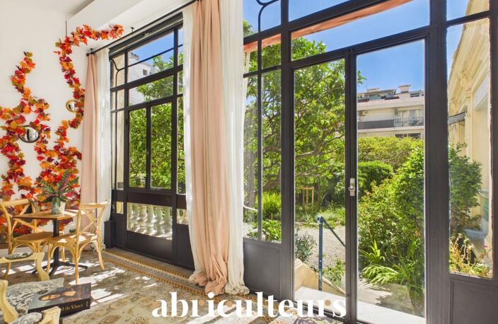 Loft de caractère de 66 m² – Plein sud sur jardin – Palais niçois — photo 2