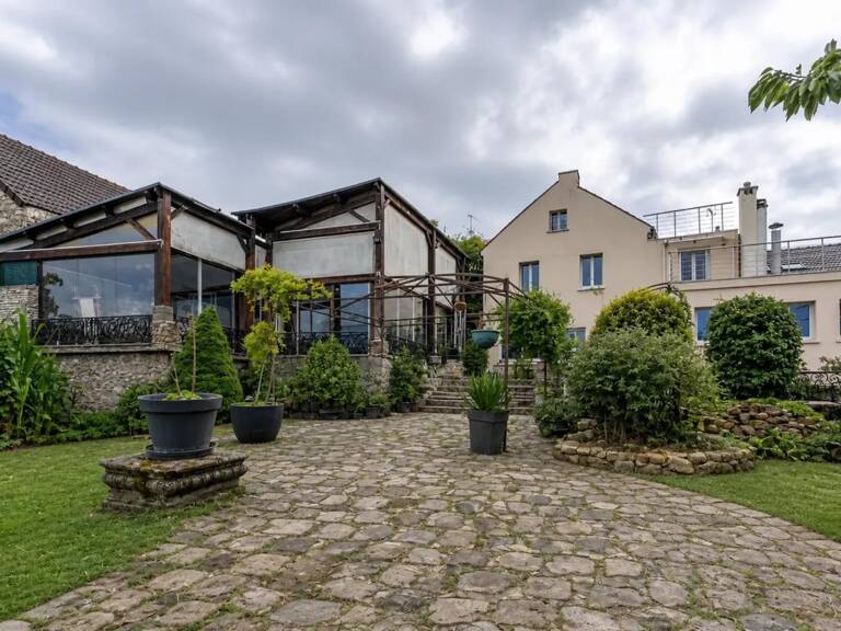 Maison de 10 pièces de 391 m² à Nerville-la-Forêt — photo 1
