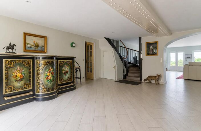 Maison de 10 pièces de 391 m² à Nerville-la-Forêt — photo 4