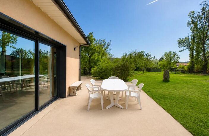 Maison de 4 pièces de 110 m² à Saint-Marcel-Campes — photo 2