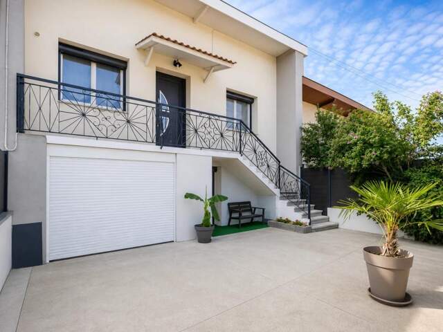 01120 – LA BOISSE – 79 m² – 3 ch – Jardin de 135 m² – Garage — photo du bien