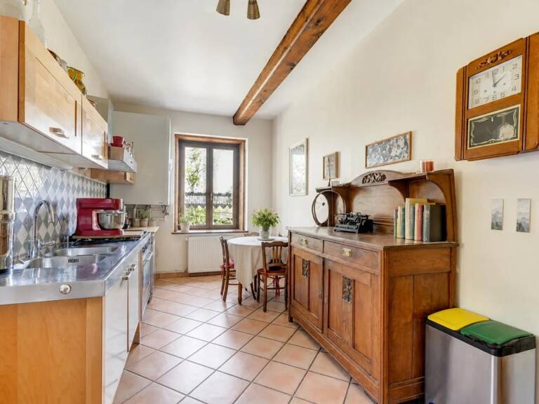 Maison de 10 pièces de 210 m² à Chaponost — photo 1