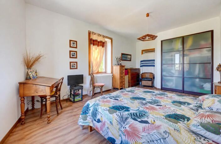 Maison de 10 pièces de 210 m² à Chaponost — photo 5