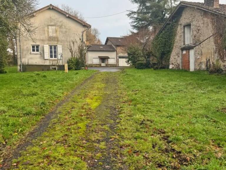 Ferme agricole au calme — photo 1