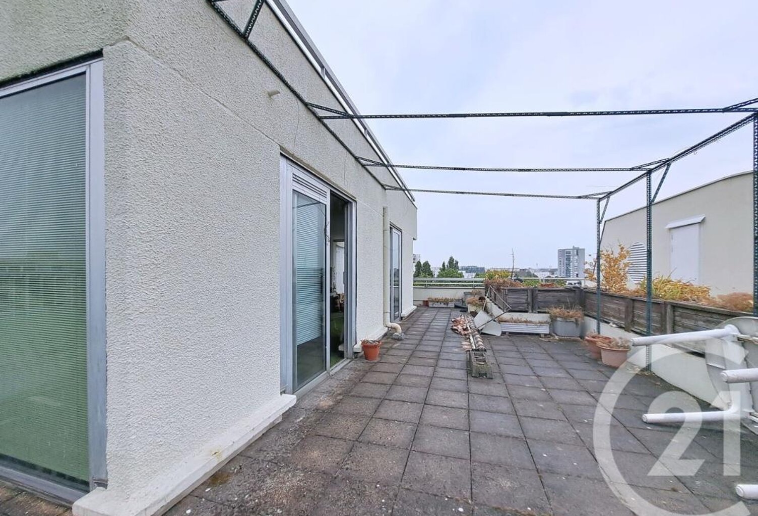 Duplex/Triplex — photo 1