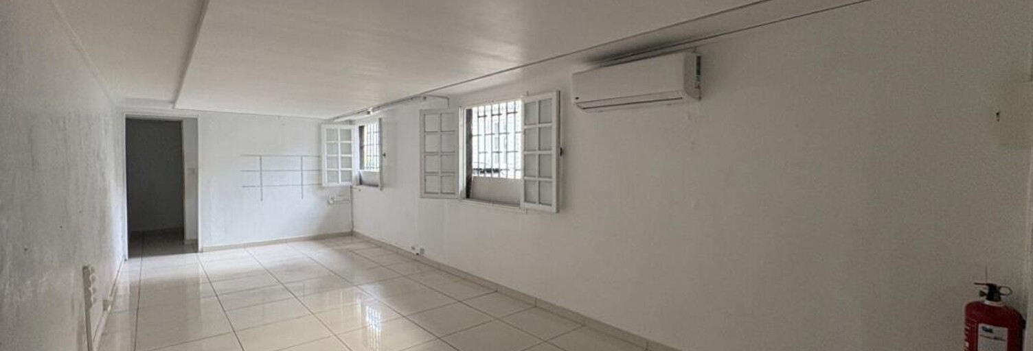 Commerce  33 m² à louer à Saint-Denis (97400)