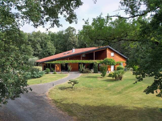 Ensemble immobilier à vendre — photo du bien