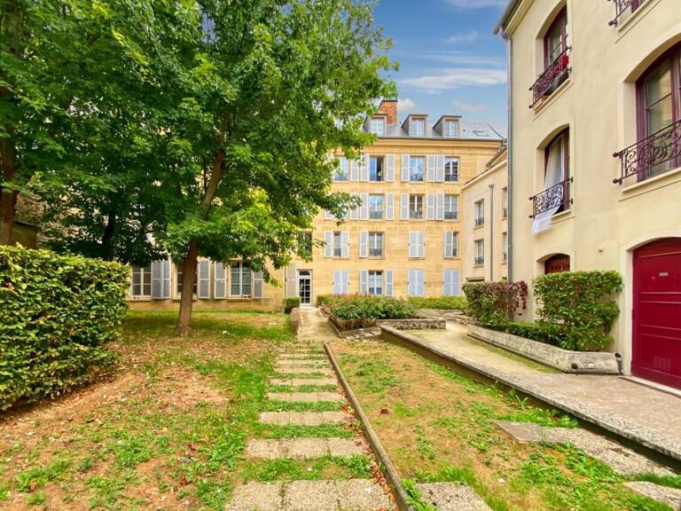 Appartement À Vendre Pontoise — photo 1