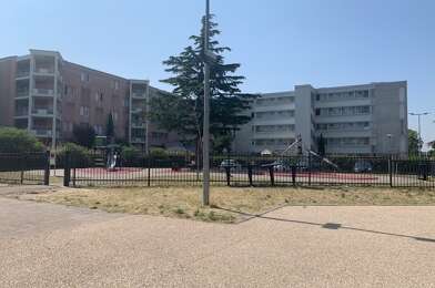 Appartement 4 pièces 522 €