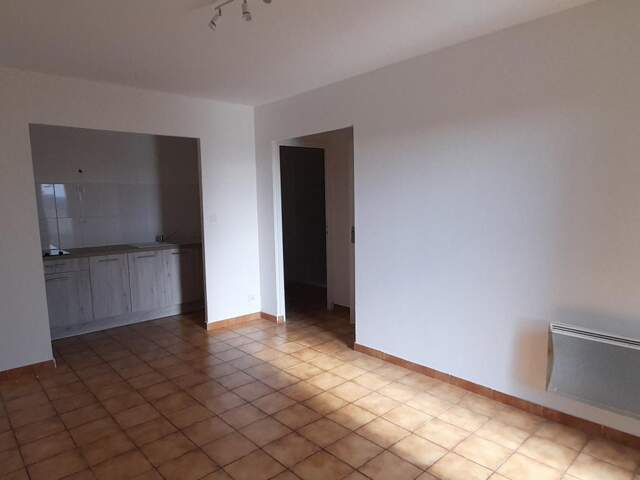 VINON SUR VERDON : appartement F2 (34 m²) à louer — photo du bien