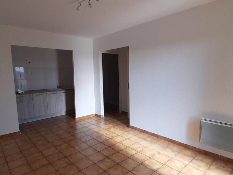 VINON SUR VERDON : appartement F2 (34 m²) à louer — photo 1