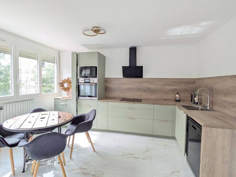 Appartement À Vendre — photo 1