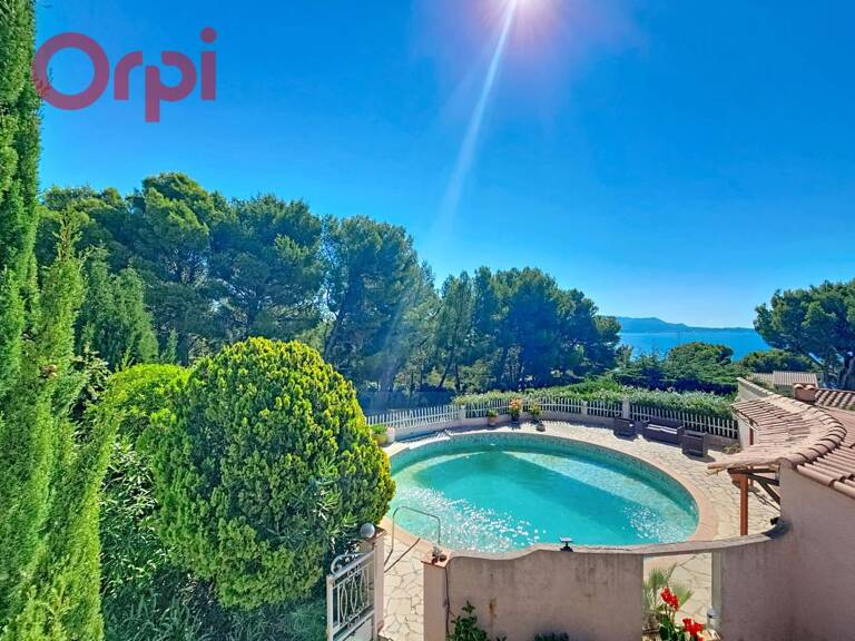 Sanary-sur-Mer — Vue mer panoramique et volumes d'exception — photo 1