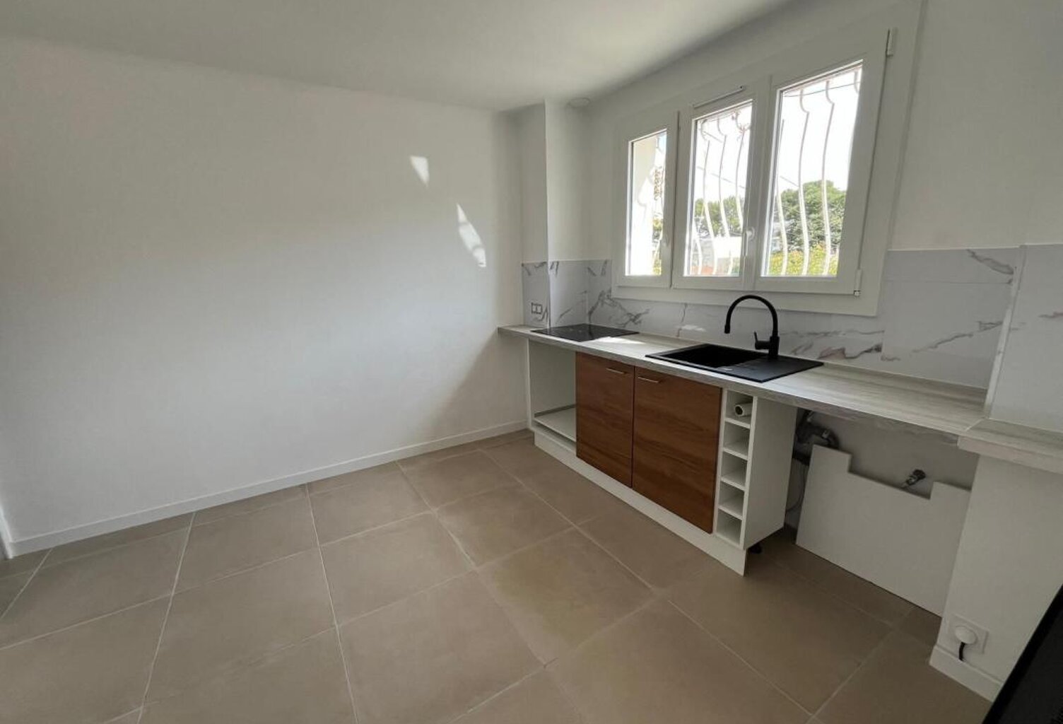 A LOUER HAUT DE VILLA T4 AVEC JARDIN ET PARKING — photo 1