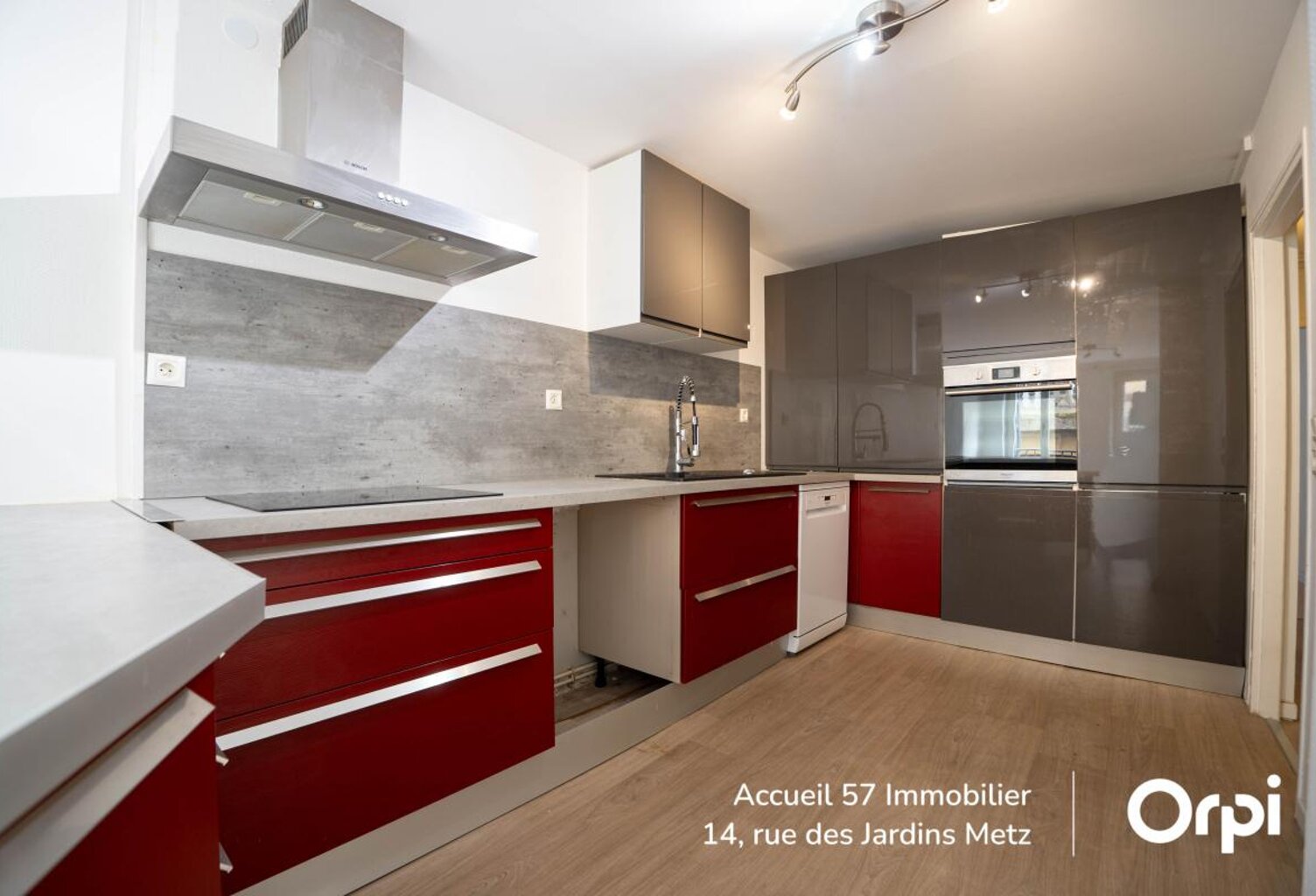 Appartement À Vendre — photo 1