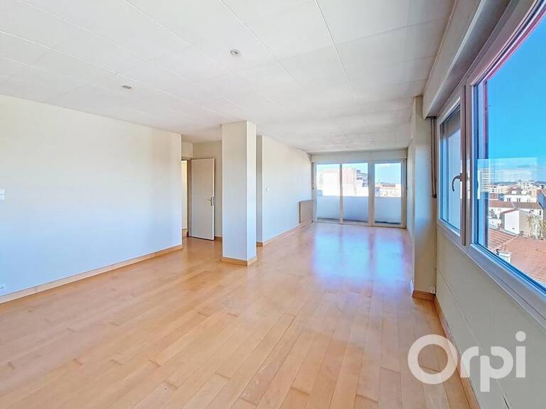 Exclusivité Orpi Stanislas : Nancy – Rue Mon Désert | T5 lumineux de 101 m² avec balcon et  parking — photo 1