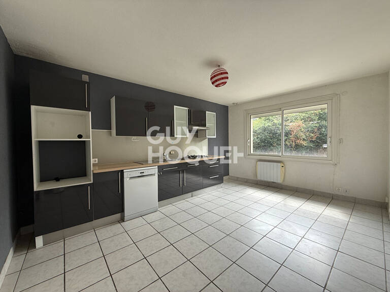Appartement Echalas 4 pièce(s) 94 m2 — photo 1