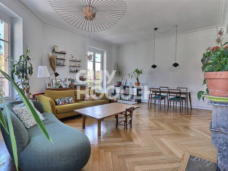 T4 de 100 m² MEUBLE - Secteur Garibaldi — photo 1