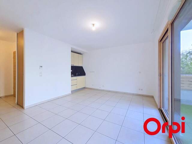 Appartement À Vendre — photo du bien