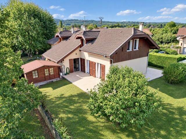 VIRY, maison 4 pièces de 100 m2 hab. avec garage et jardin — photo du bien