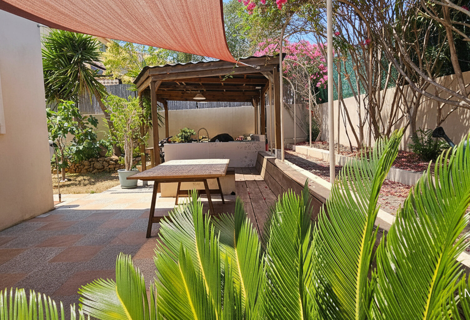 VILLA T7- CENTRE VILLE D'OLLIOULES — photo 1