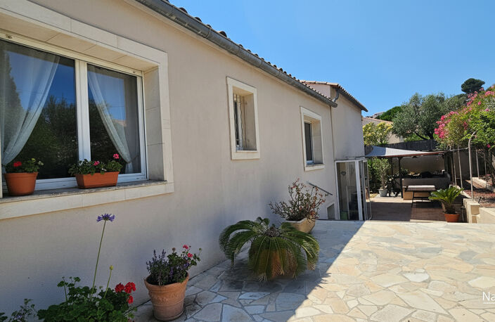 VILLA T7- CENTRE VILLE D'OLLIOULES — photo 4