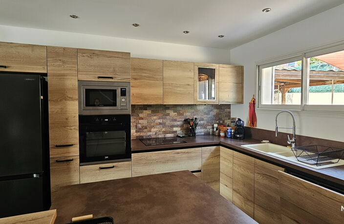 VILLA T7- CENTRE VILLE D'OLLIOULES — photo 5